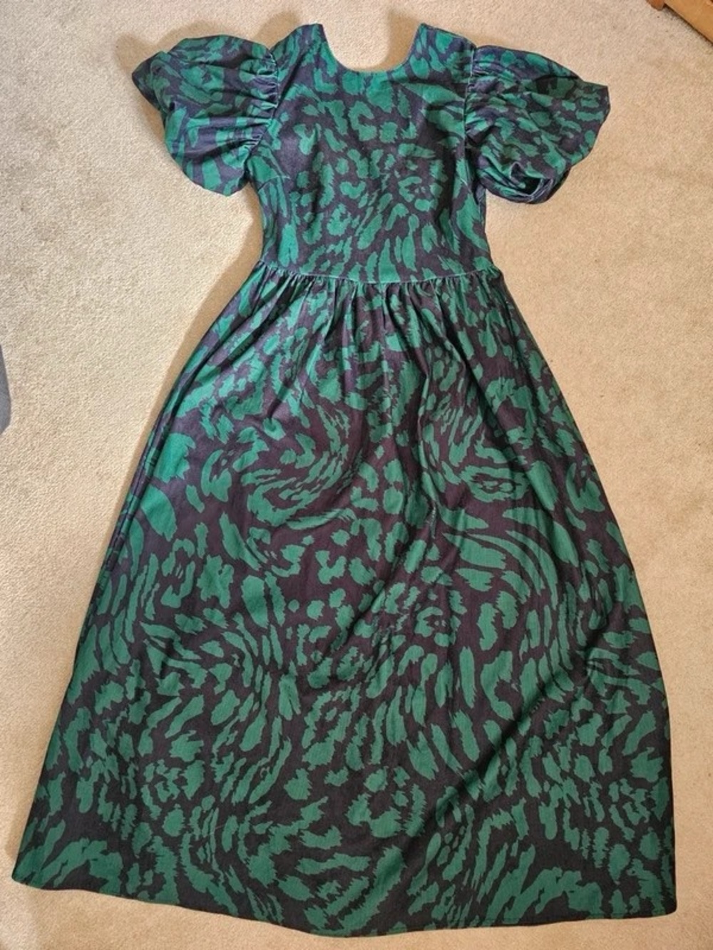 Emerald Green and Black Printed Puff-Sleeve Maxi Dress